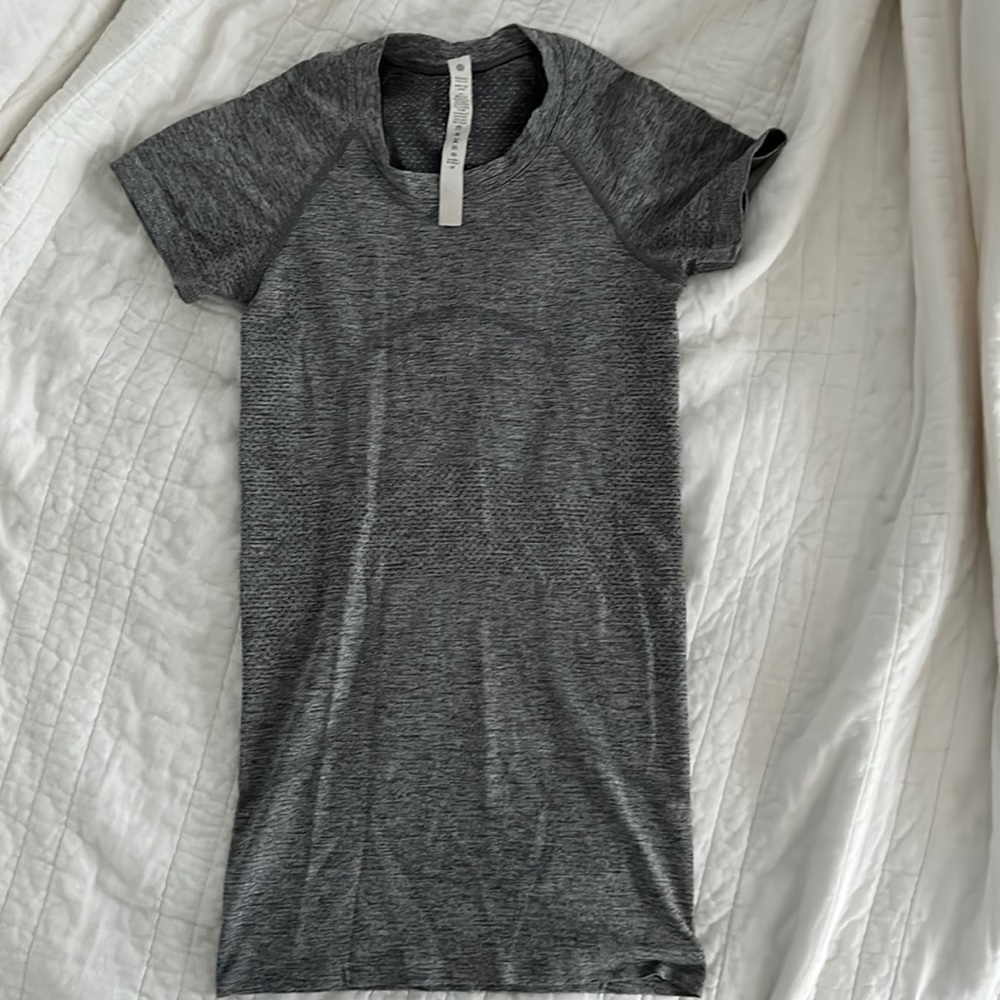 lululemon swiftly tech